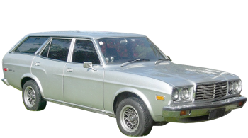 Mazda 929 Estate / Wagon / 5 doors / 1982-1988 / Front-right view